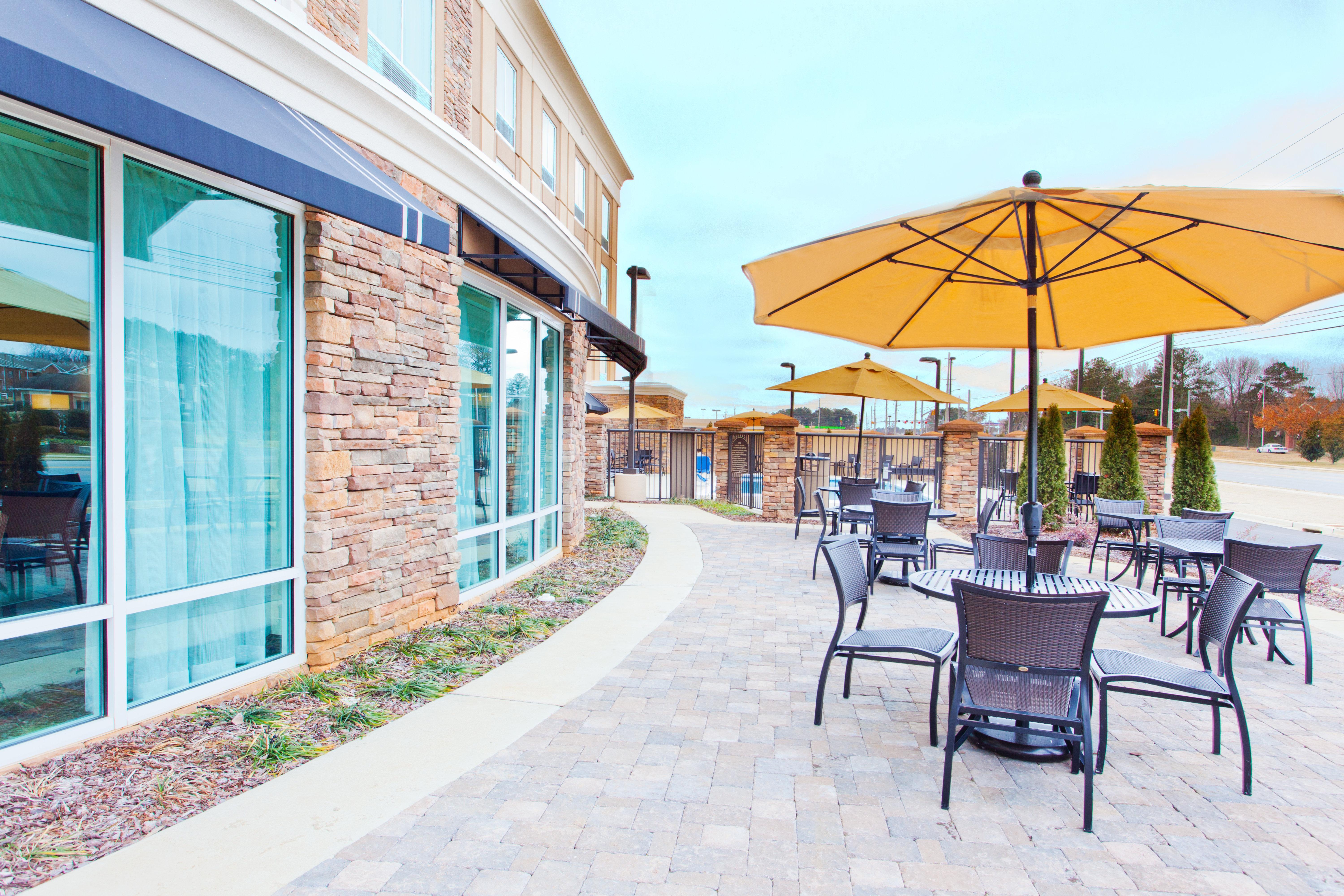 Holiday Inn Express Hotel & Suites Huntsville West - Research Park By Ihg מראה חיצוני תמונה