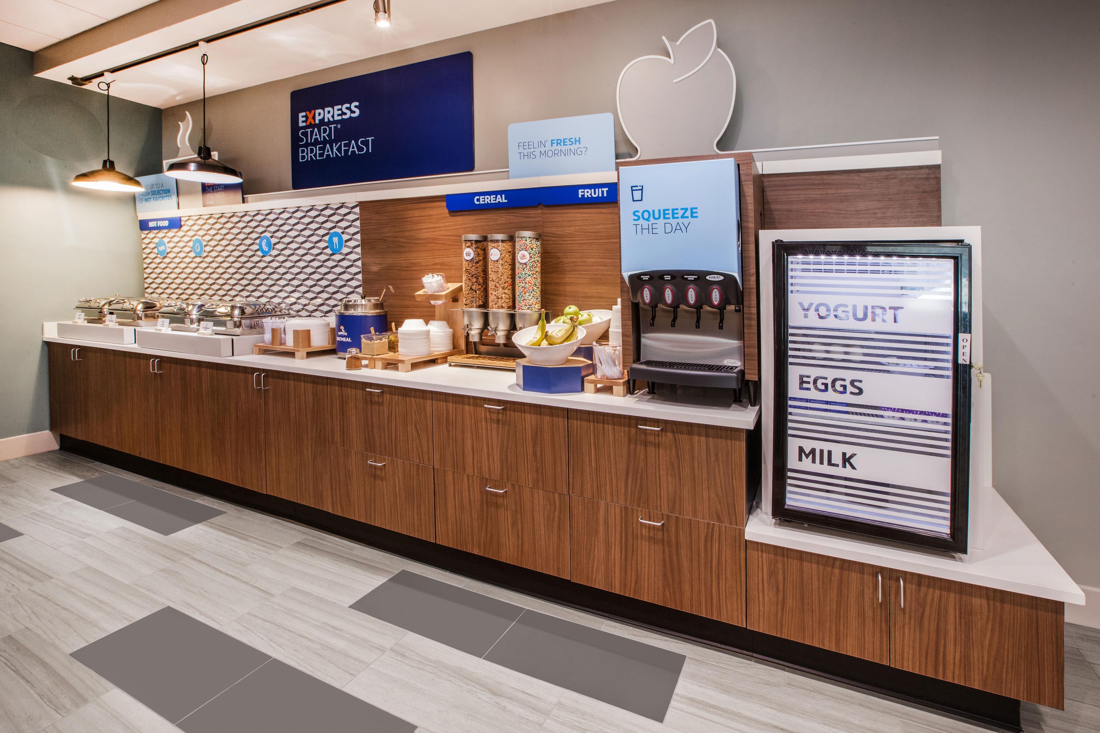 Holiday Inn Express Hotel & Suites Huntsville West - Research Park By Ihg מראה חיצוני תמונה